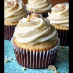 Easy Almond Cupcakes (With Almond Buttercream)
